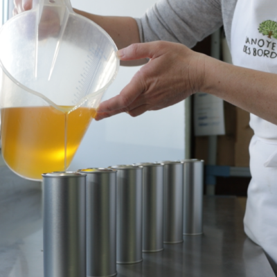 HUILE VIERGE DE NOIX  BIO - PRESSION À CHAUD - Médaille Gourmet OR 2025 🥇 – Image 3