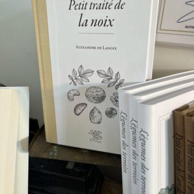 PETIT TRAITÉ DE LA NOIX (éditions le Sureau) – Image 2